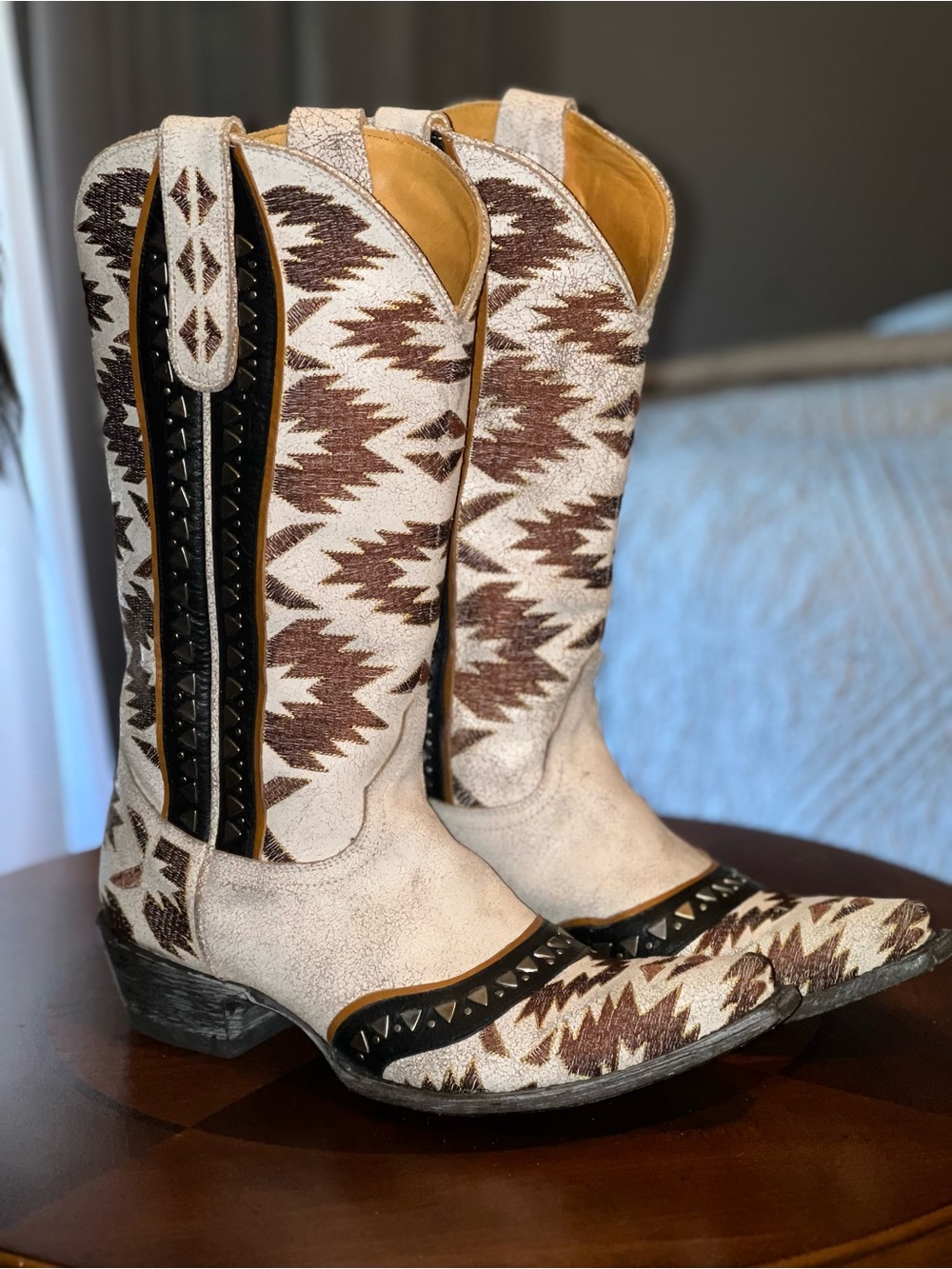 Old GringoWestern Cowgirl Boots in Cream and Brown